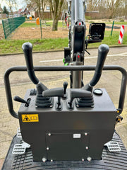 J&O Minibagger CTX 8010S mit Verstellbarem Fahrwerk