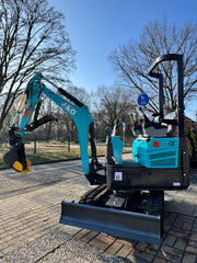 J&O Minibagger KV 12 - Kolbenpumpe und Mehrwegeventil -2 Zylinder Kubota Motor