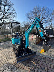 J&O Minibagger KV 12 - Kolbenpumpe und Mehrwegeventil -2 Zylinder Kubota Motor