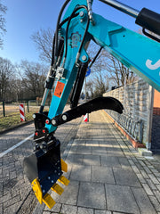 J&O Minibagger KV 12 - Kolbenpumpe und Mehrwegeventil -2 Zylinder Kubota Motor