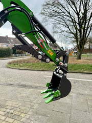 J&O Minibagger CTX 8010 mit Servo