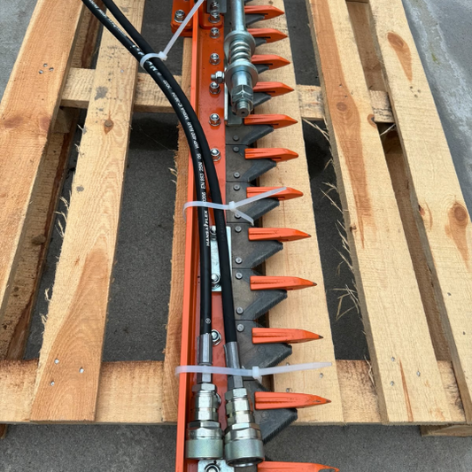 Minibagger Bagger Mähbalken Heckenschere 140cm Arbeitsbreite