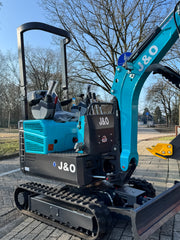 J&O Minibagger KV 12 - Kolbenpumpe und Mehrwegeventil -2 Zylinder Kubota Motor