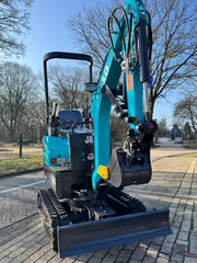 J&O Minibagger KV 12 - Kolbenpumpe und Mehrwegeventil -2 Zylinder Kubota Motor