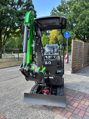 J&O Minibagger CTX 8010S mit Verstellbarem Fahrwerk